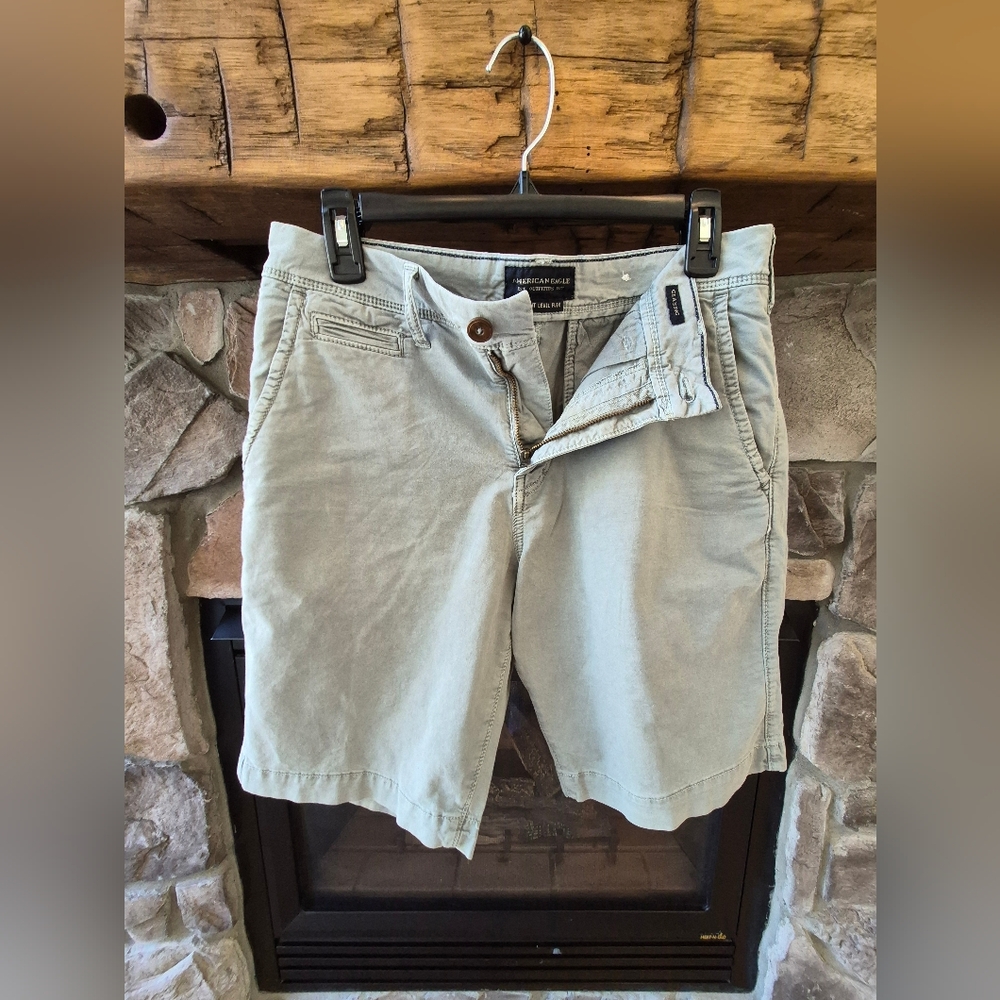 American Eagle Men's Khaki Shorts